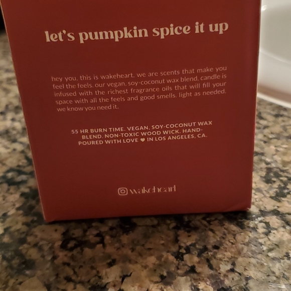 Wakeheart Pumkin Spice Candle - Picture 6 of 8